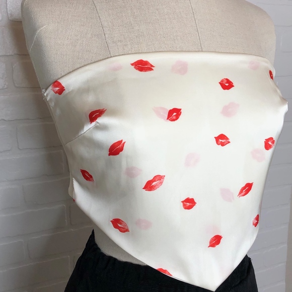 Honey Punch White Satin Bandana Tie Up Top - Picture 2 of 4